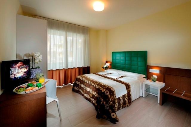 Hotel Luciana Bibione Værelse billede